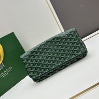 Goyard Sainte-Marie MM Clutch In Goyardine Canvas Green